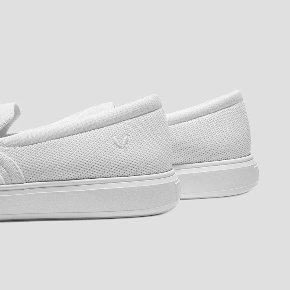VIVAIA White Slip On Sneakers Embossed Design Casual Comfort EU/41‎ US/9.5